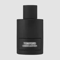 Frasco del perfume de inspiración